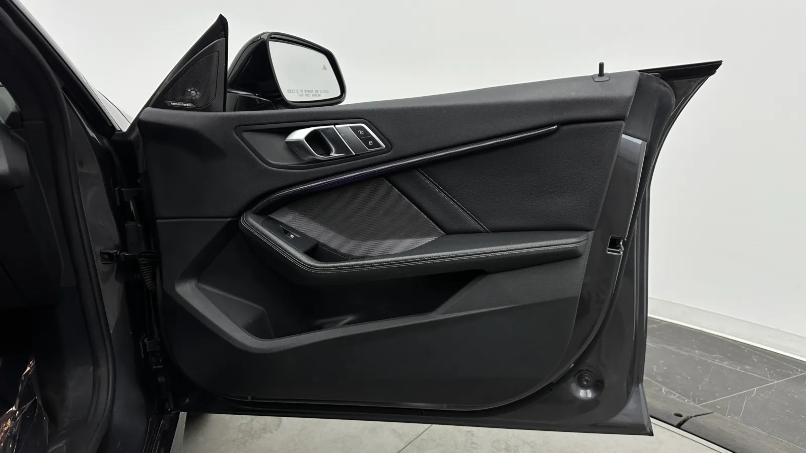 BMW 2 Series photo 34