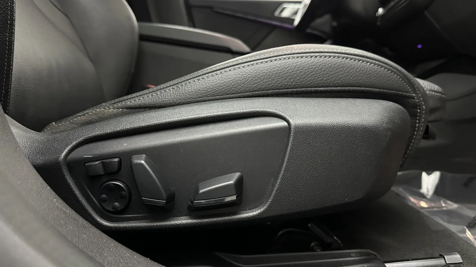 BMW 2 Series photo 36