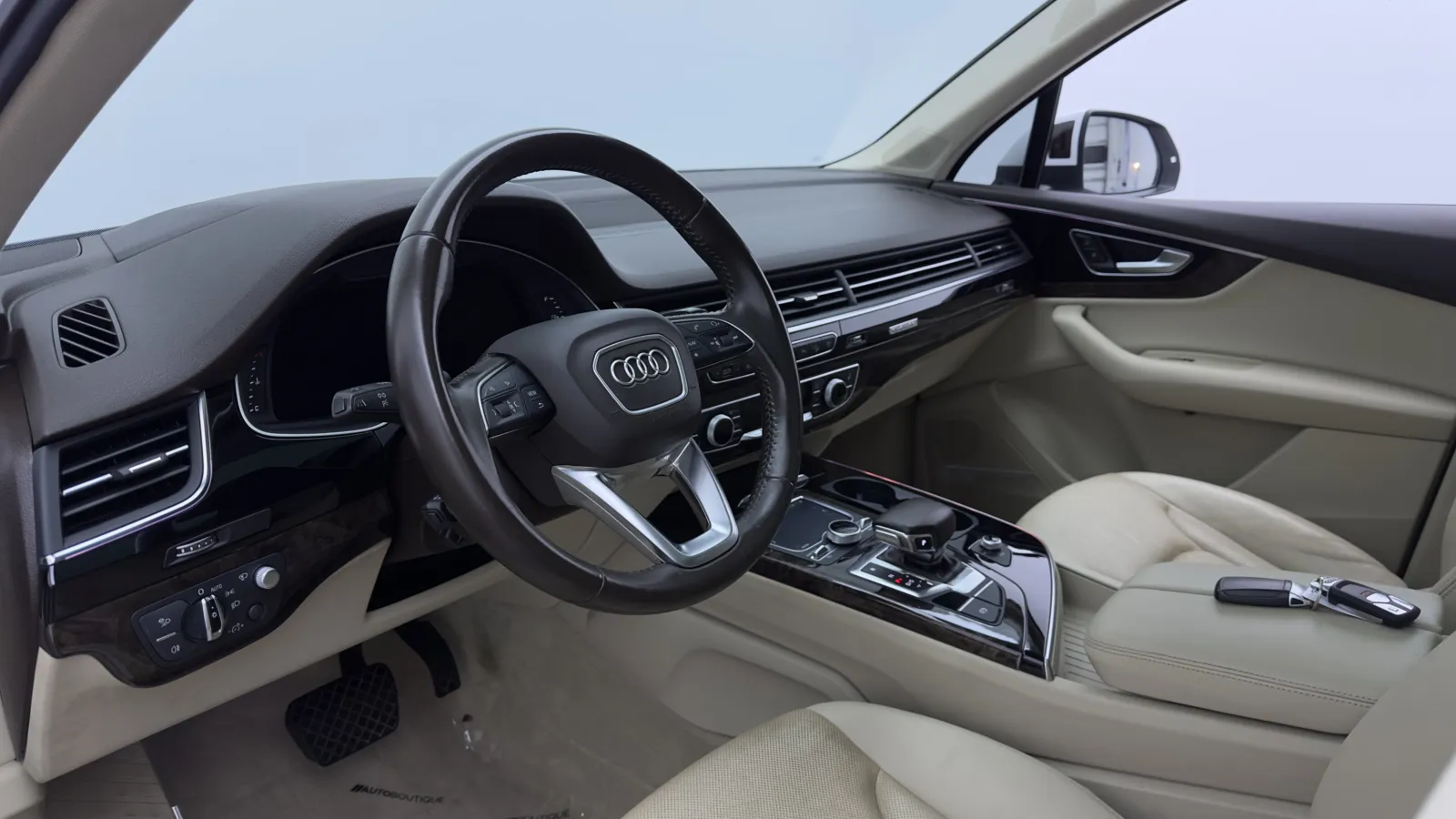 Audi Q7 photo 11