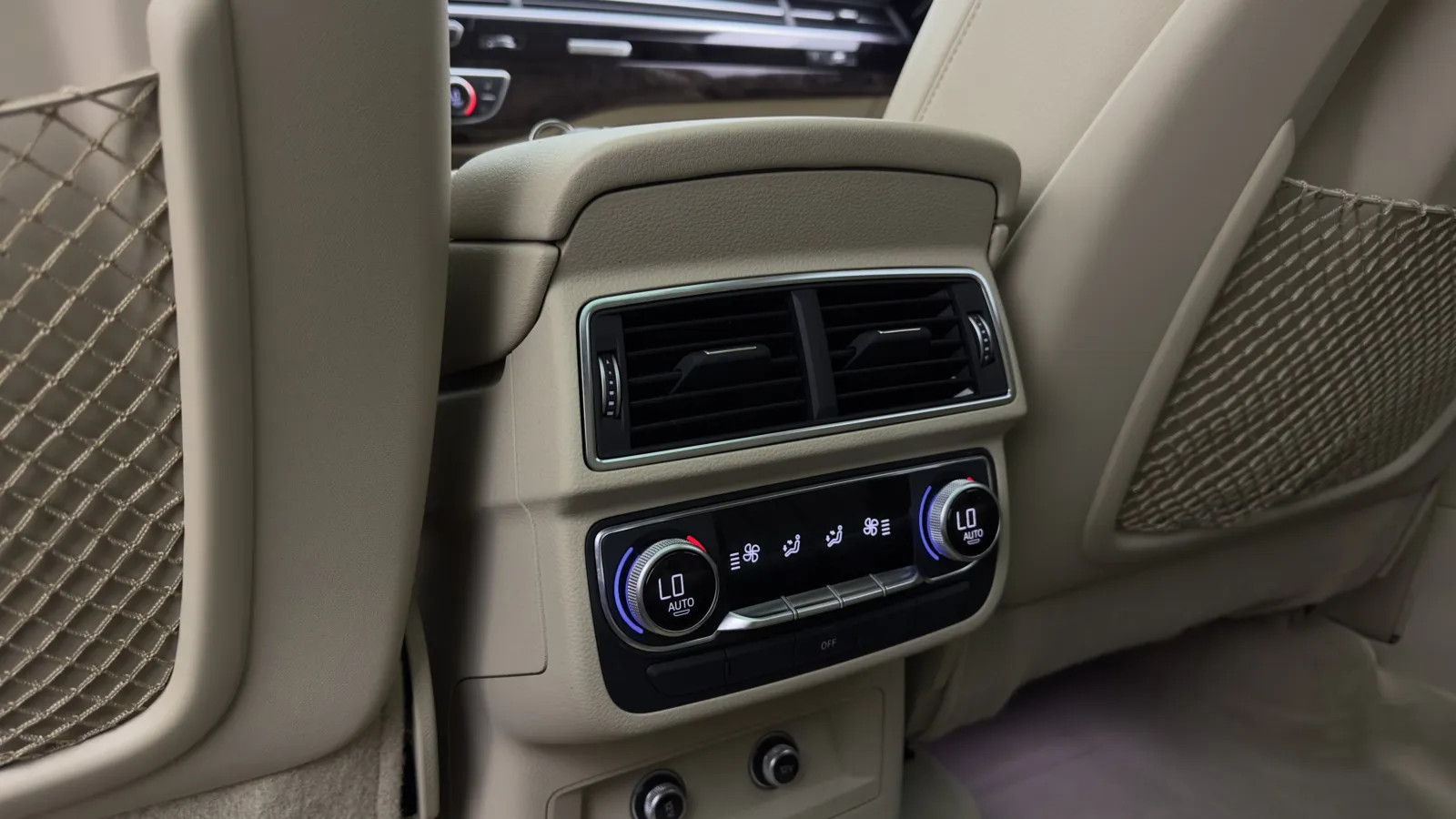 Audi Q7 photo 28