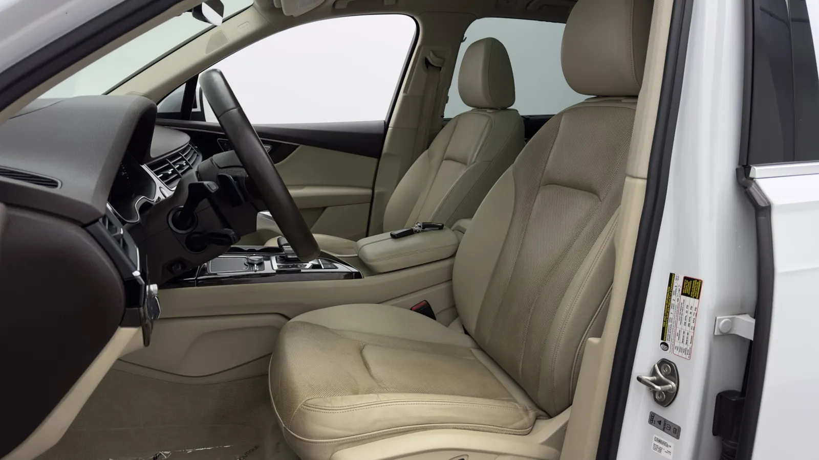 Audi Q7 photo 16