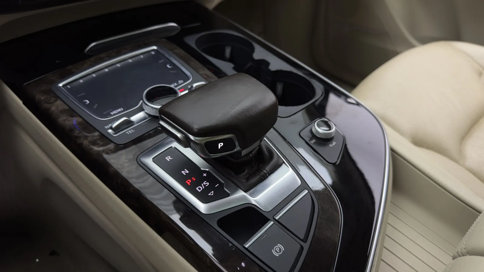 Audi Q7 photo 20
