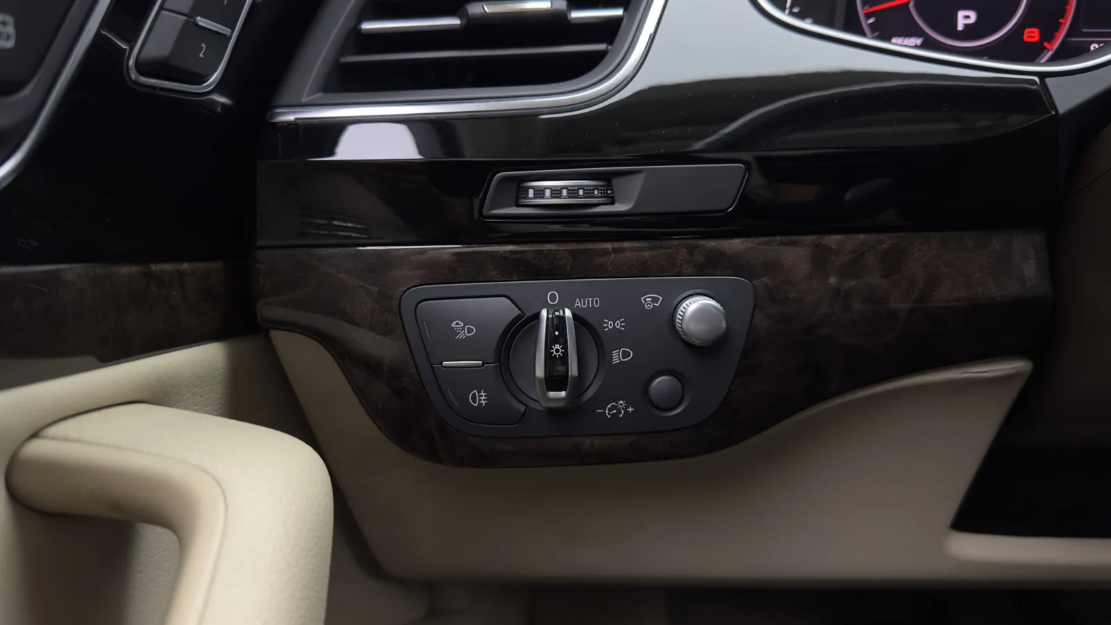 Audi Q7 photo 25