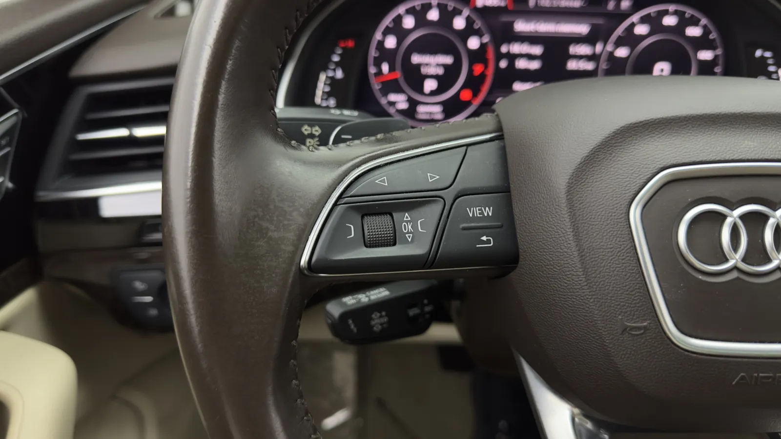 Audi Q7 photo 23