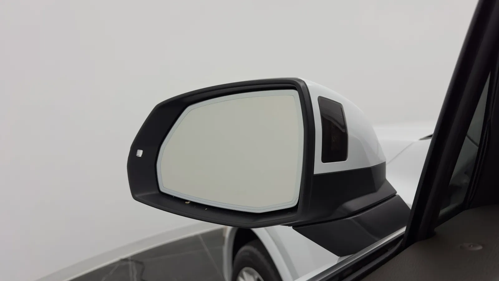 Audi Q7 photo 14
