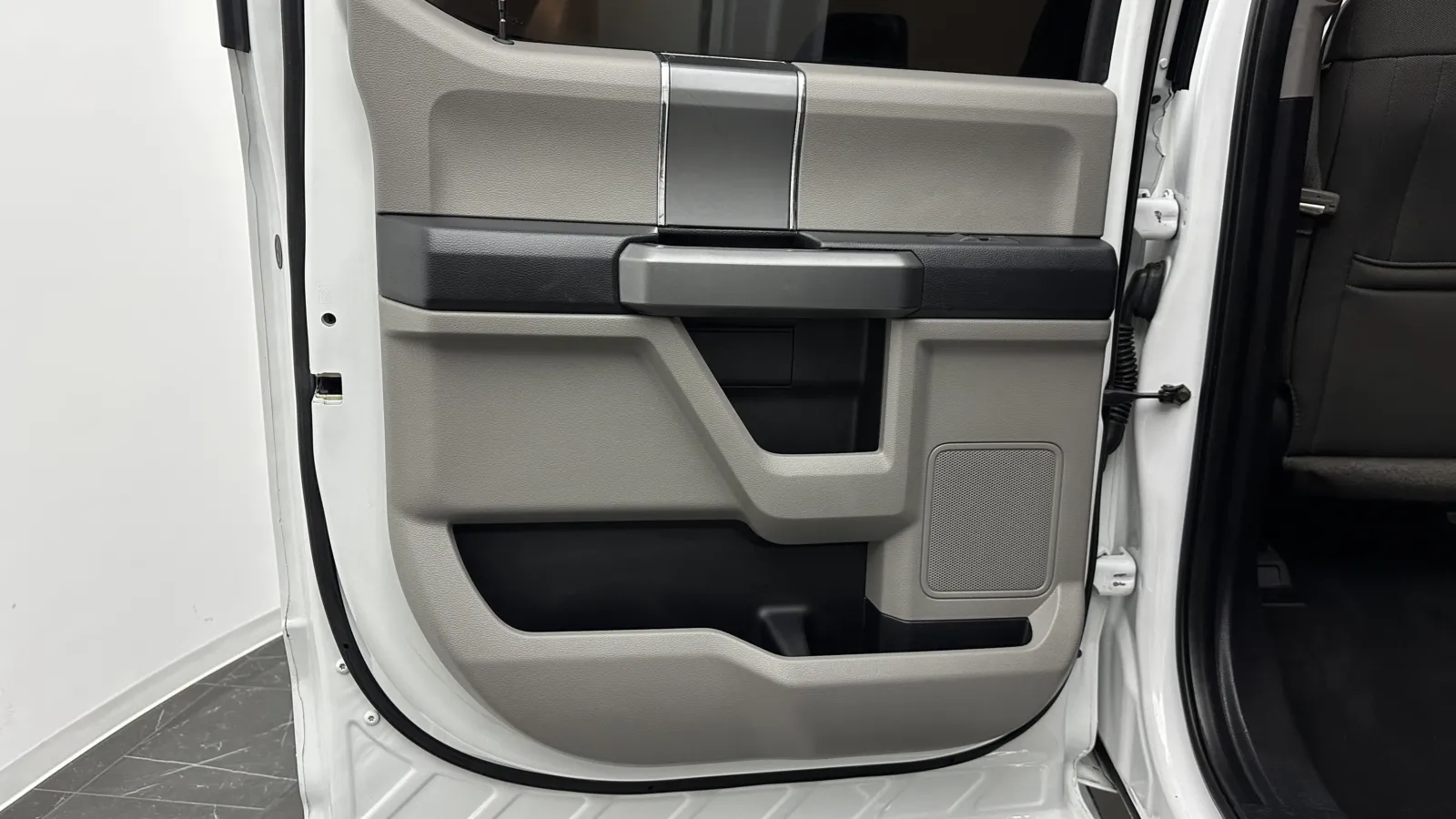 Ford F-250 photo 26