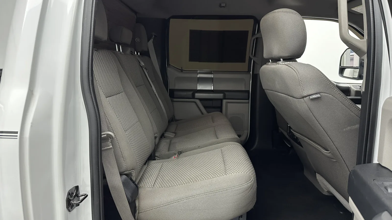 Ford F-250 photo 33
