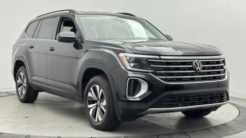 Another view of 2024 Volkswagen Atlas 2.0T SE for sale in Jacksonville, FL at Auto Boutique Florida