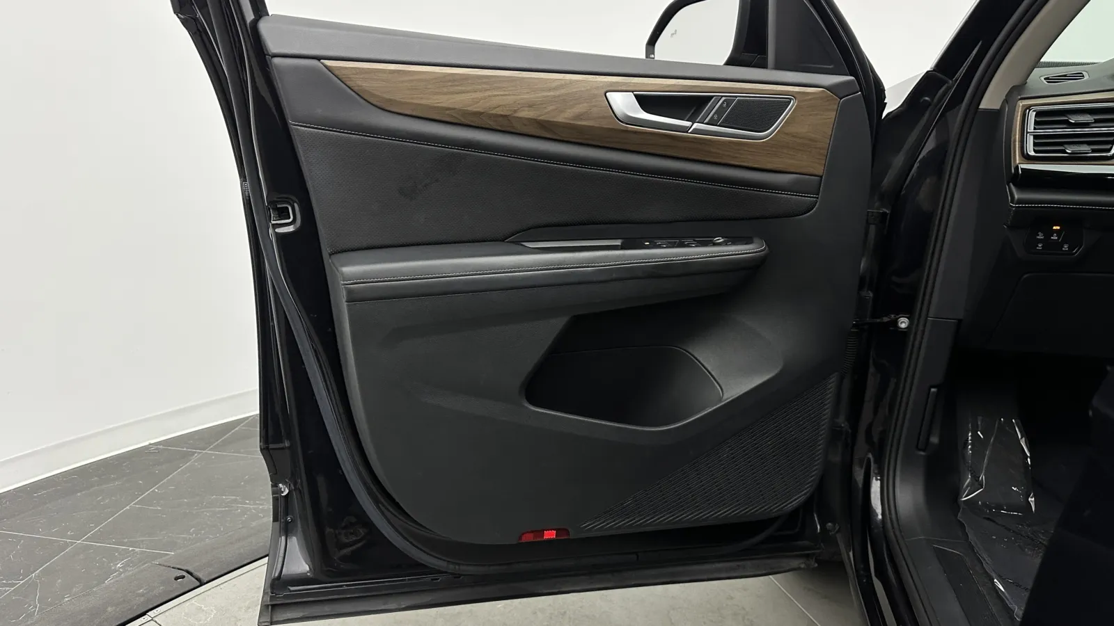 Volkswagen Atlas photo 9
