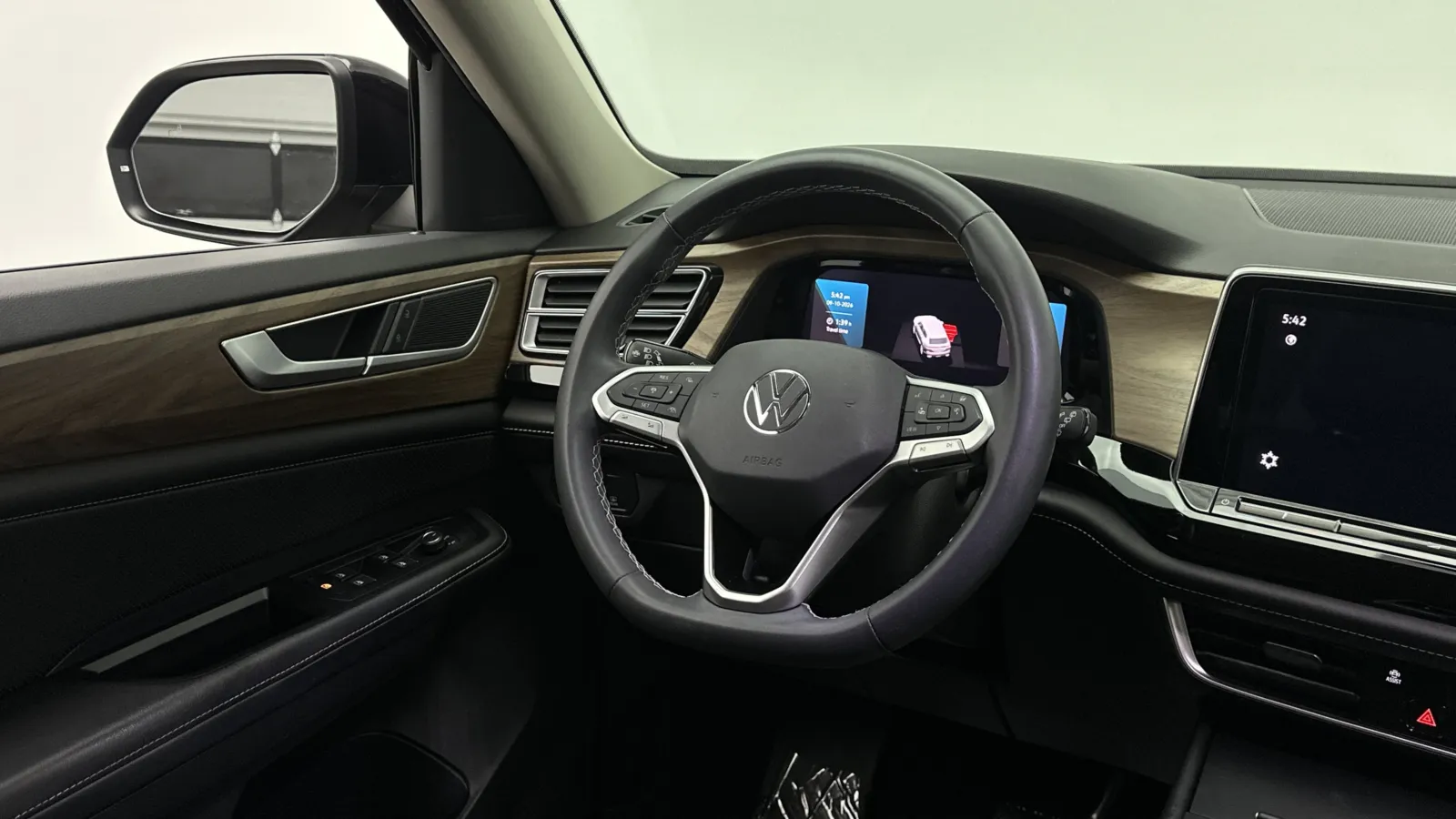 Volkswagen Atlas photo 30