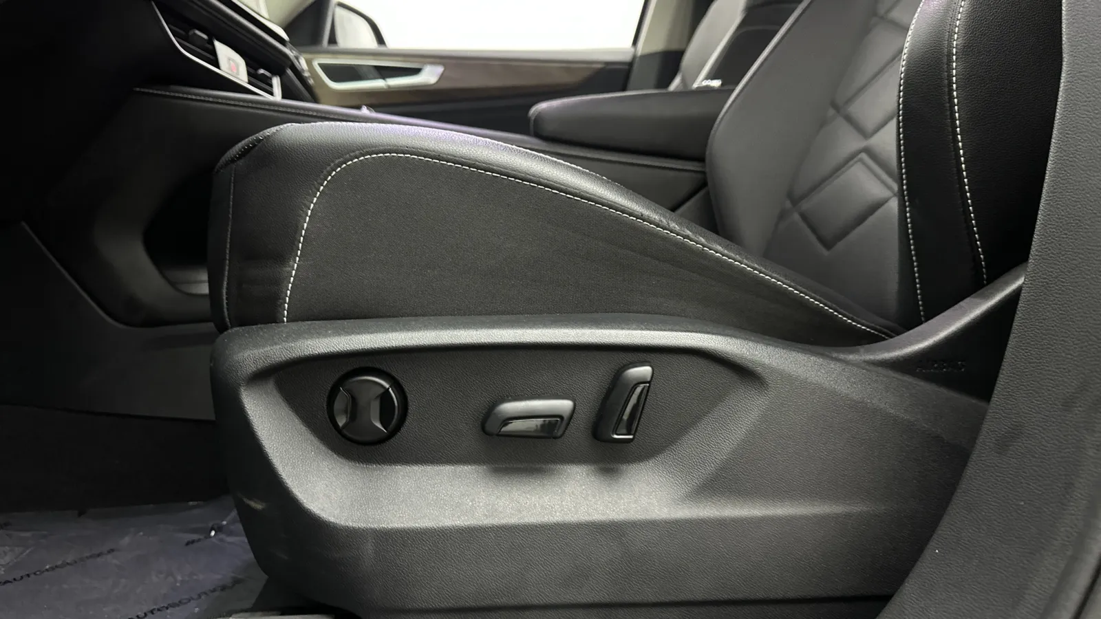 Volkswagen Atlas photo 13