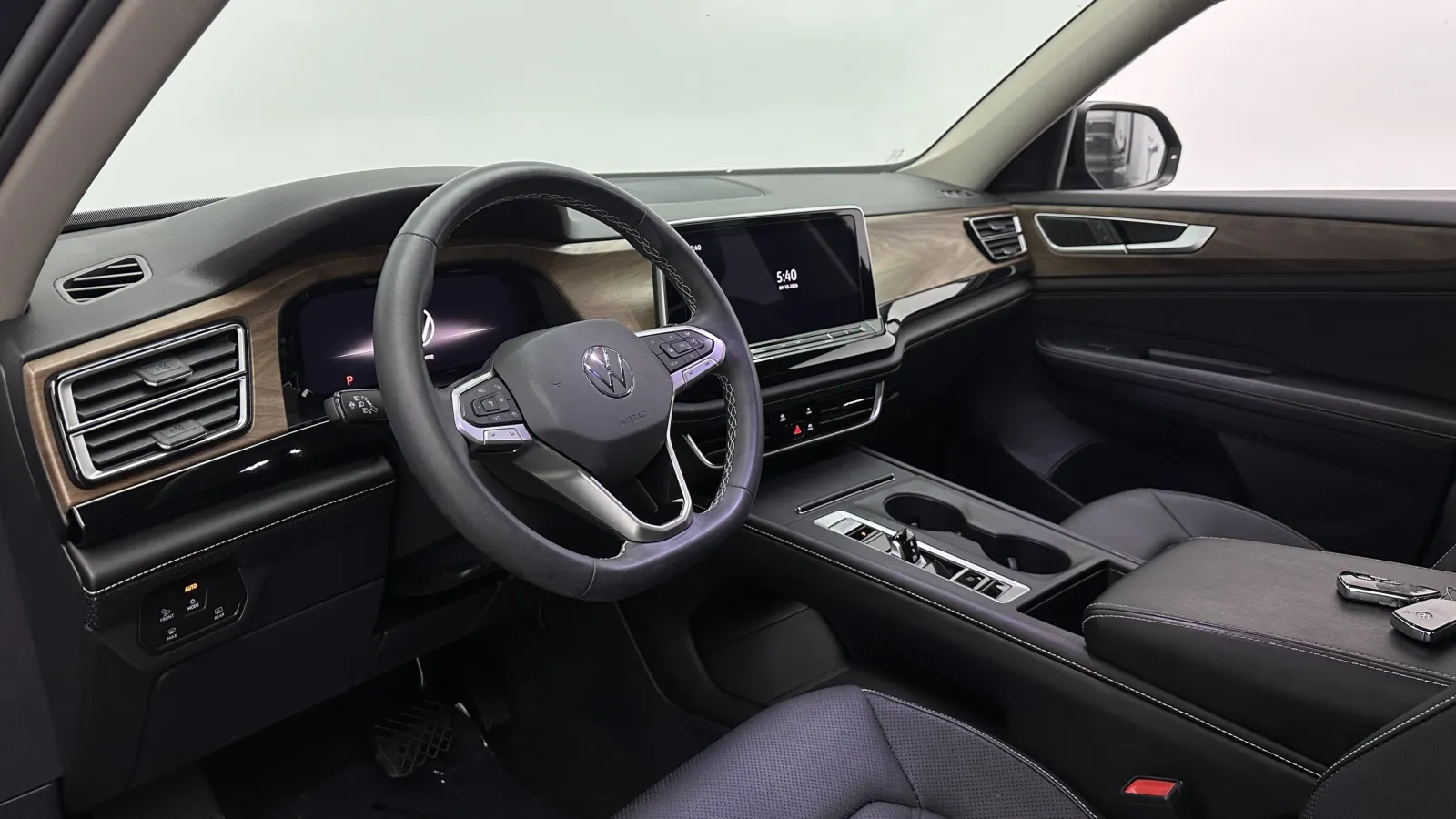 Volkswagen Atlas photo 10