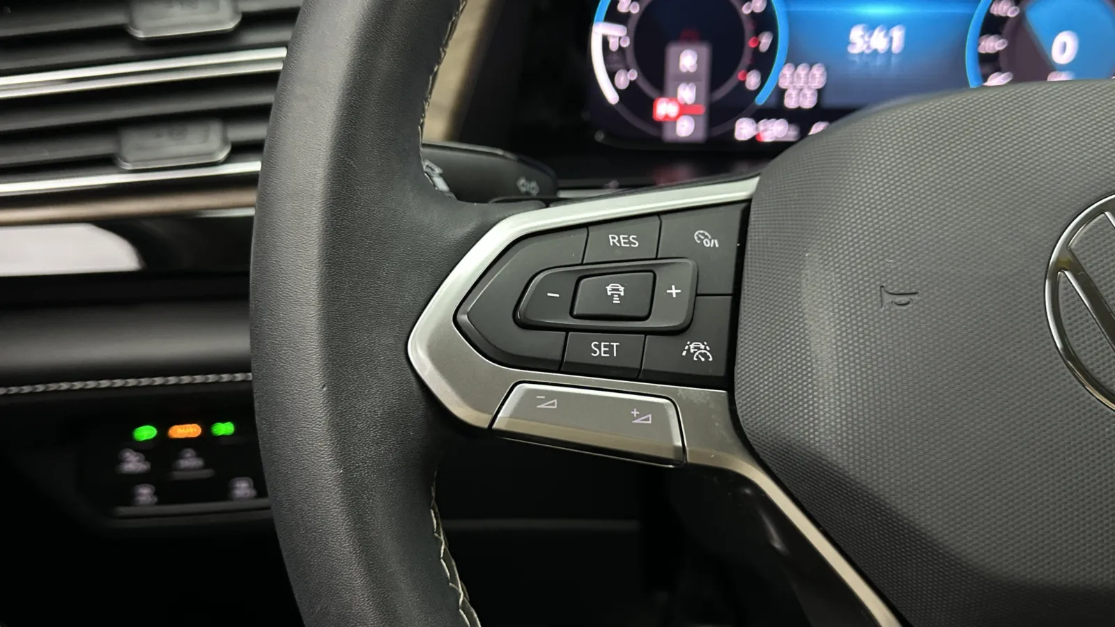 Volkswagen Atlas photo 18