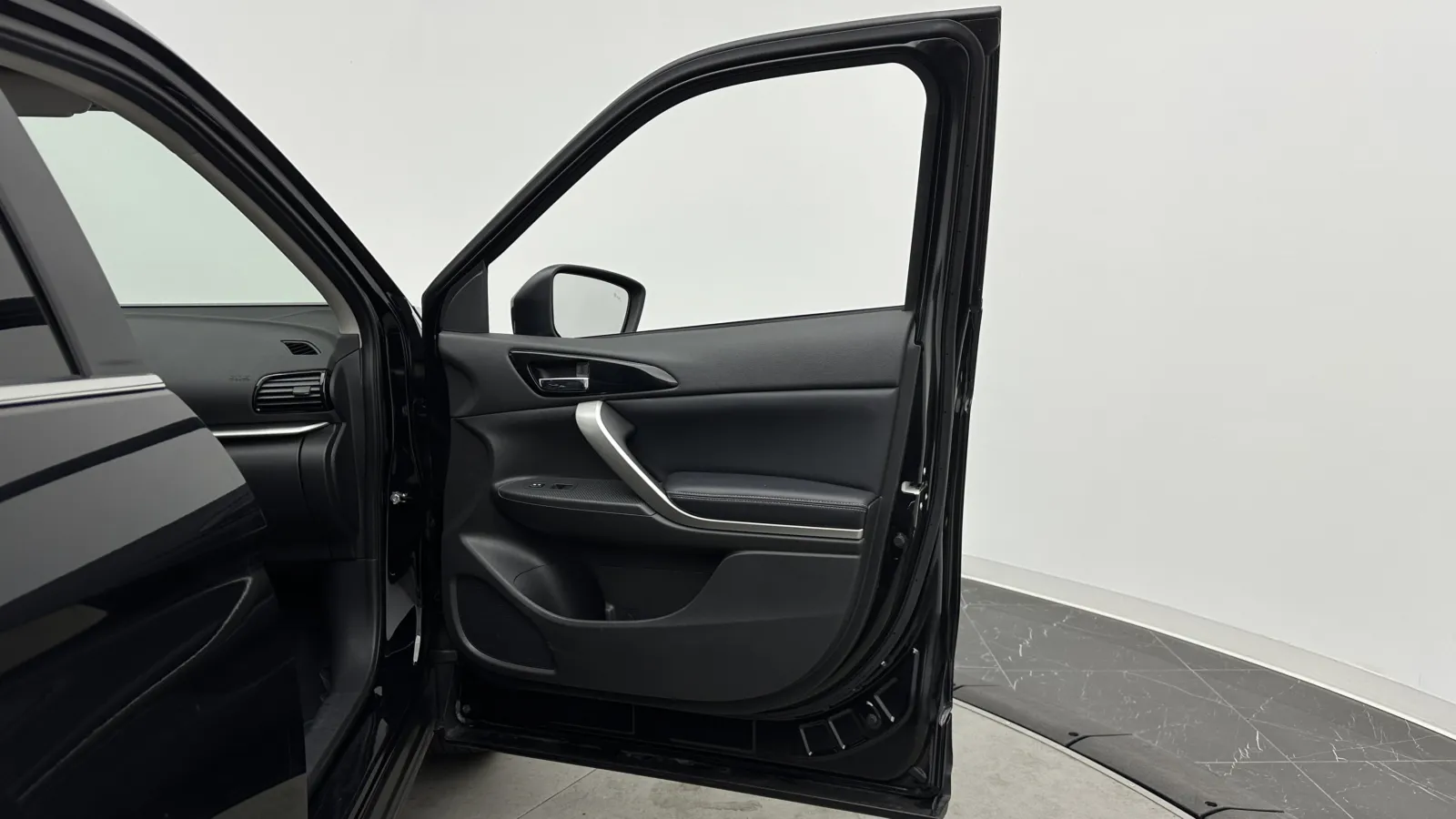 Mitsubishi Eclipse Cross photo 31