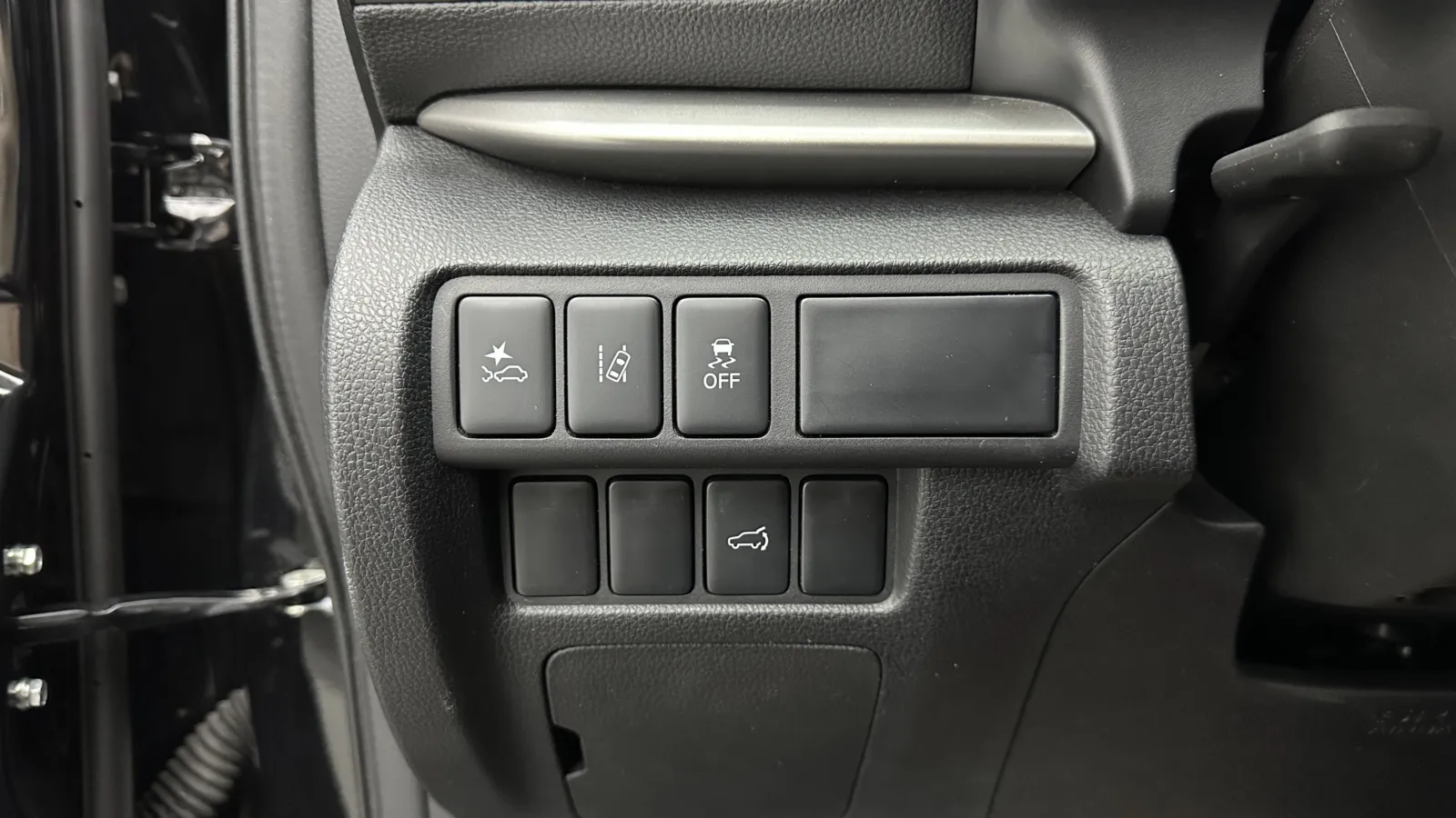 Mitsubishi Eclipse Cross photo 14