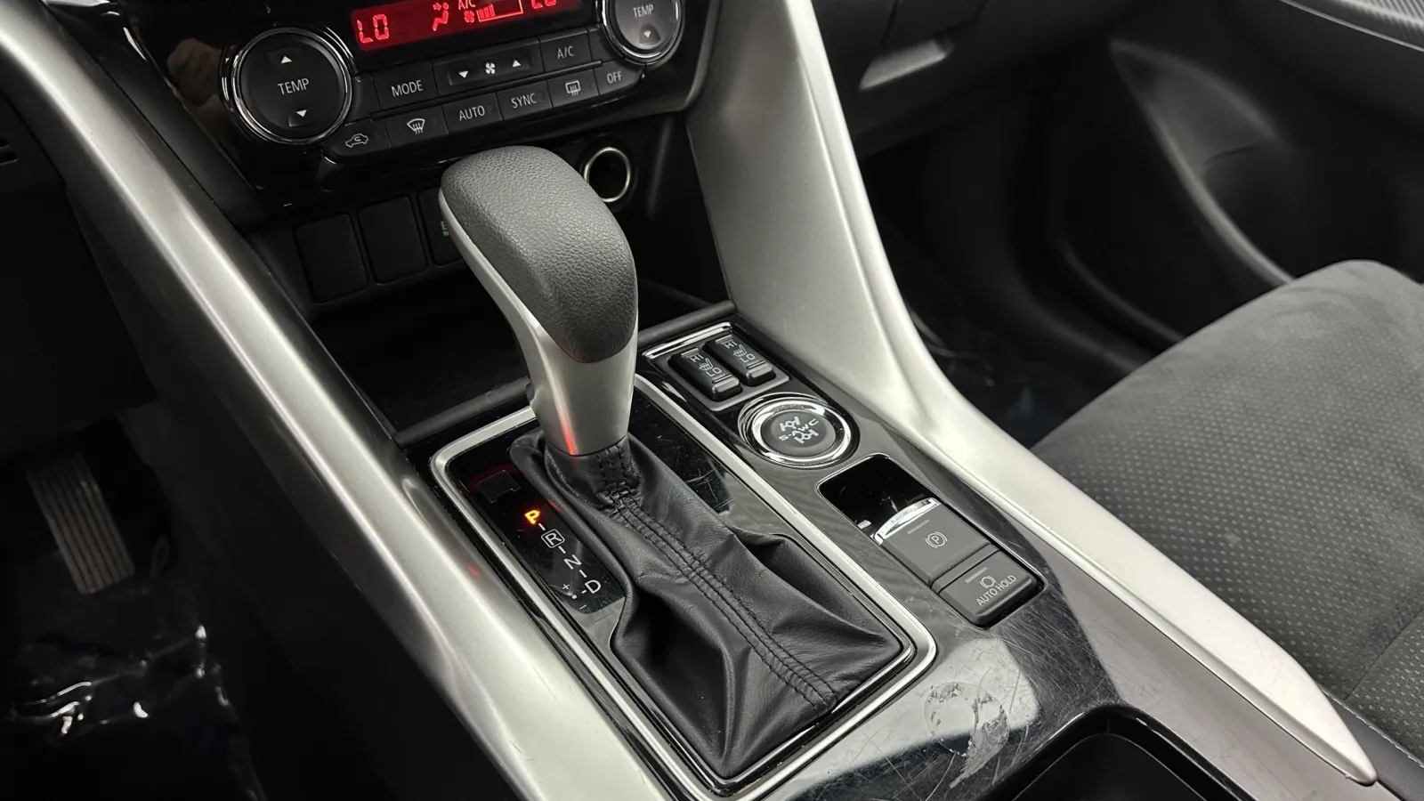 Mitsubishi Eclipse Cross photo 18