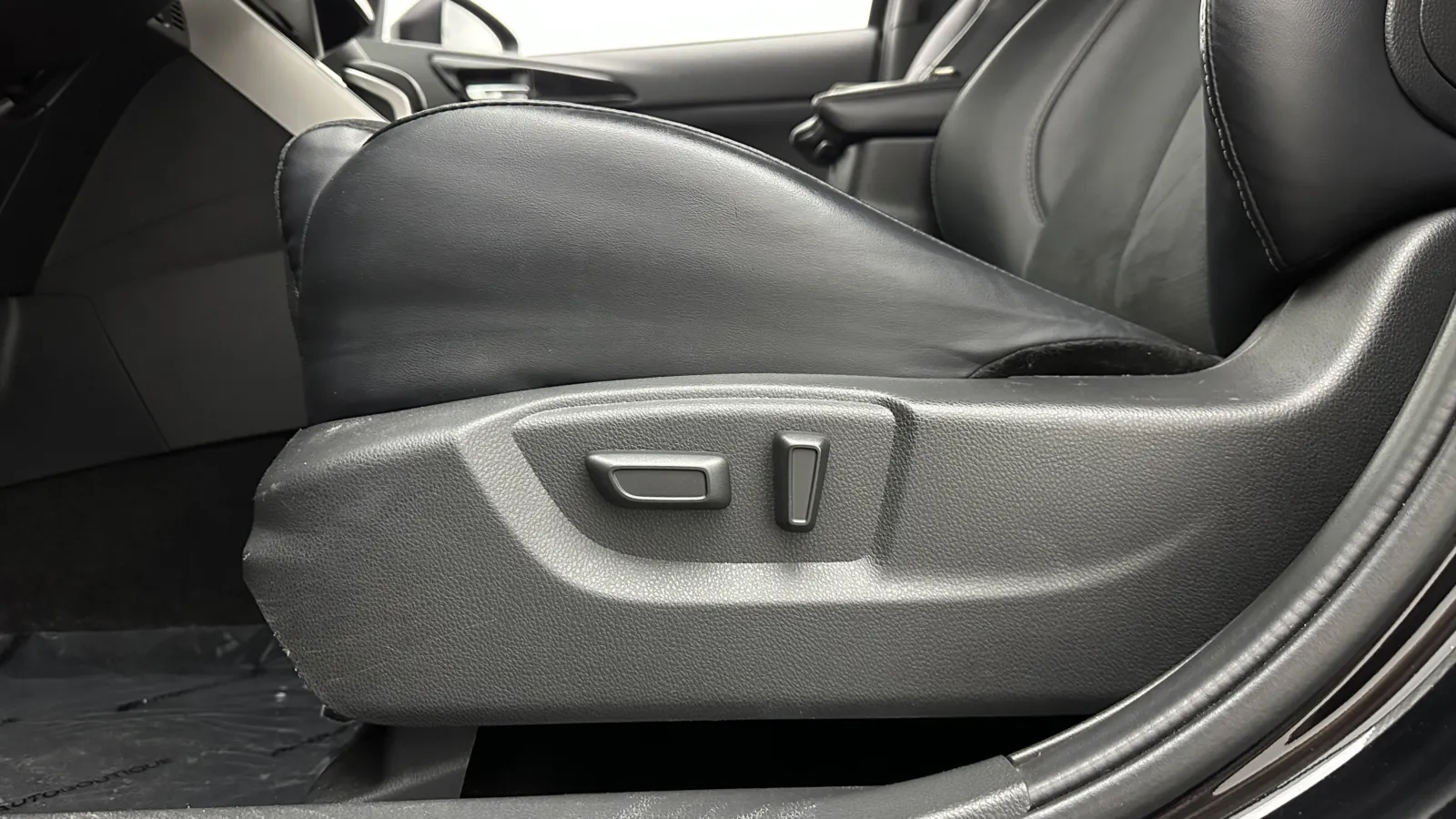 Mitsubishi Eclipse Cross photo 12