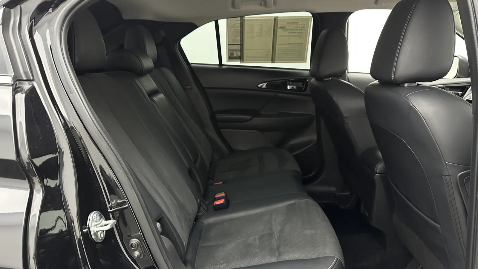 Mitsubishi Eclipse Cross photo 26