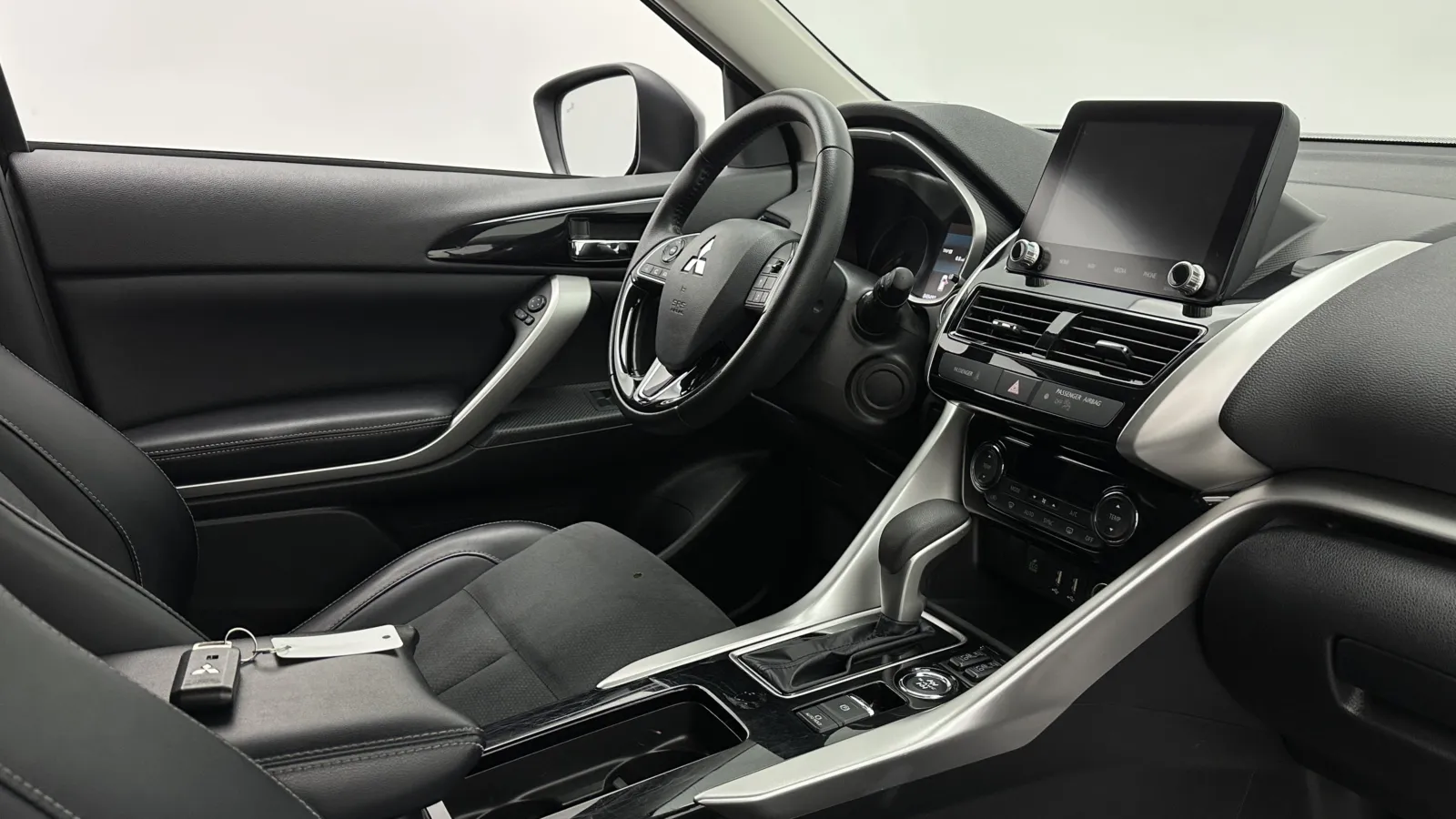 Mitsubishi Eclipse Cross photo 32