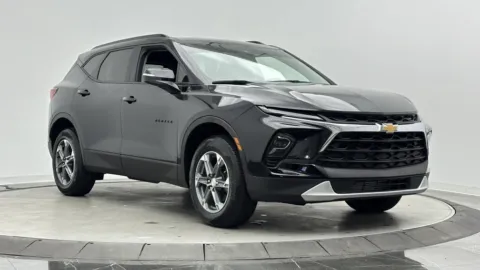 More photos of 2023 Chevrolet Blazer LT at Auto Boutique Florida, FL