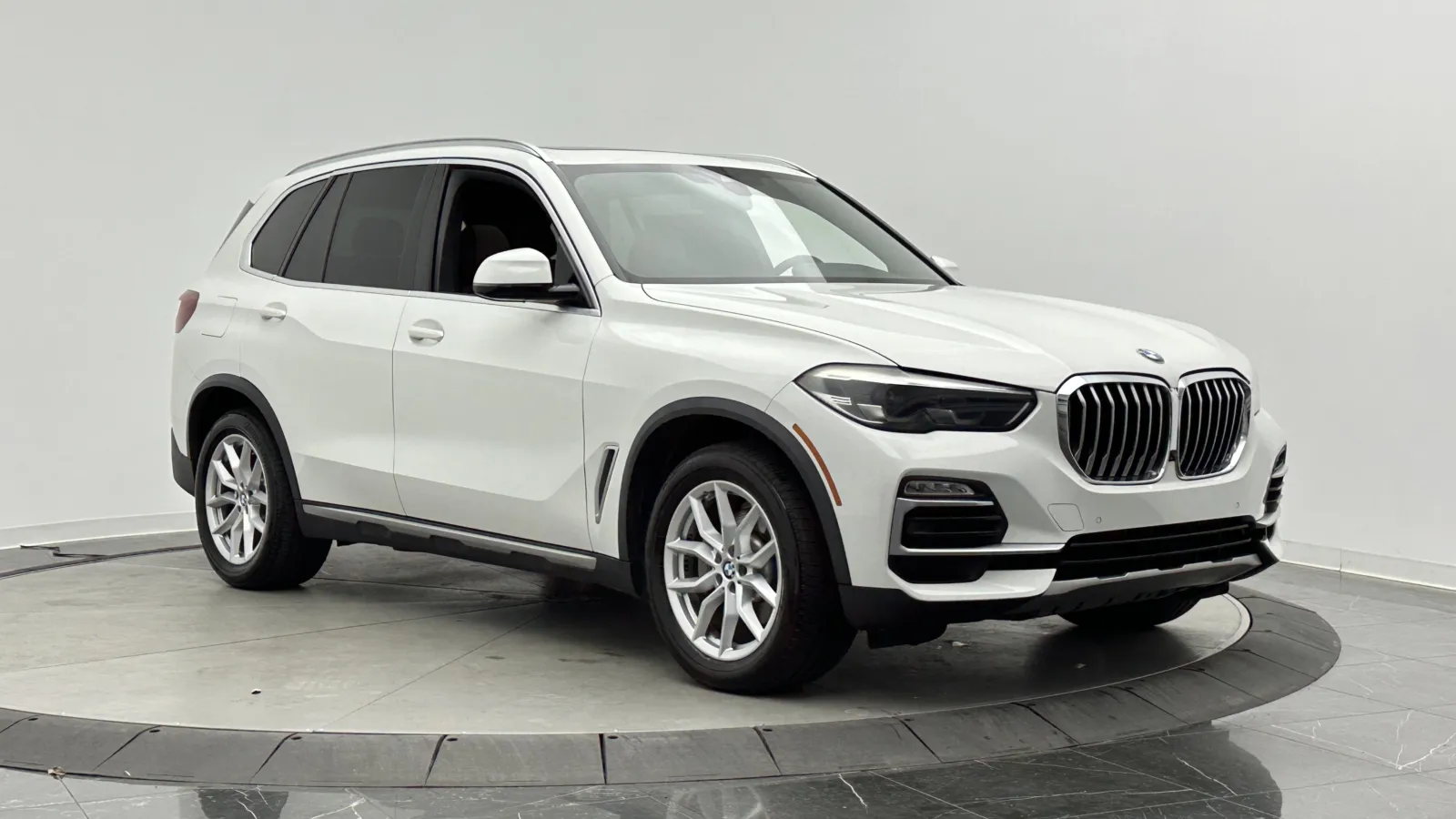 BMW X5 photo 3