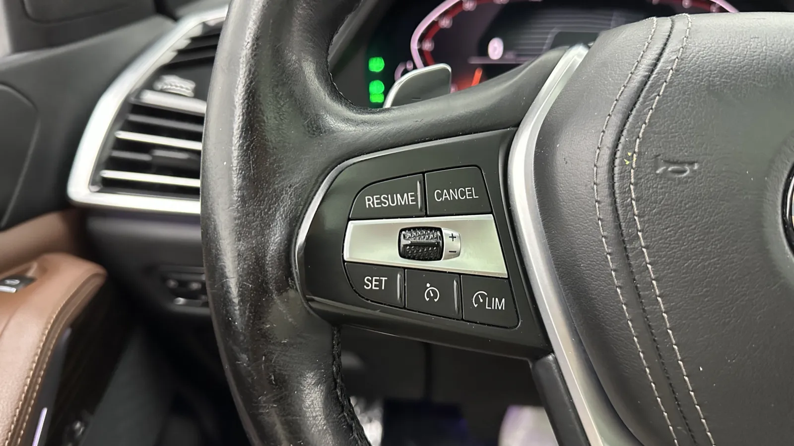 BMW X5 photo 22