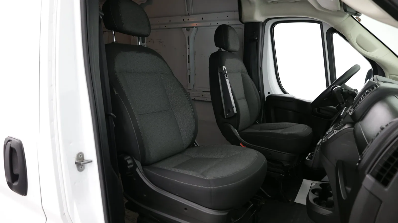 Ram Cargo Van photo 26