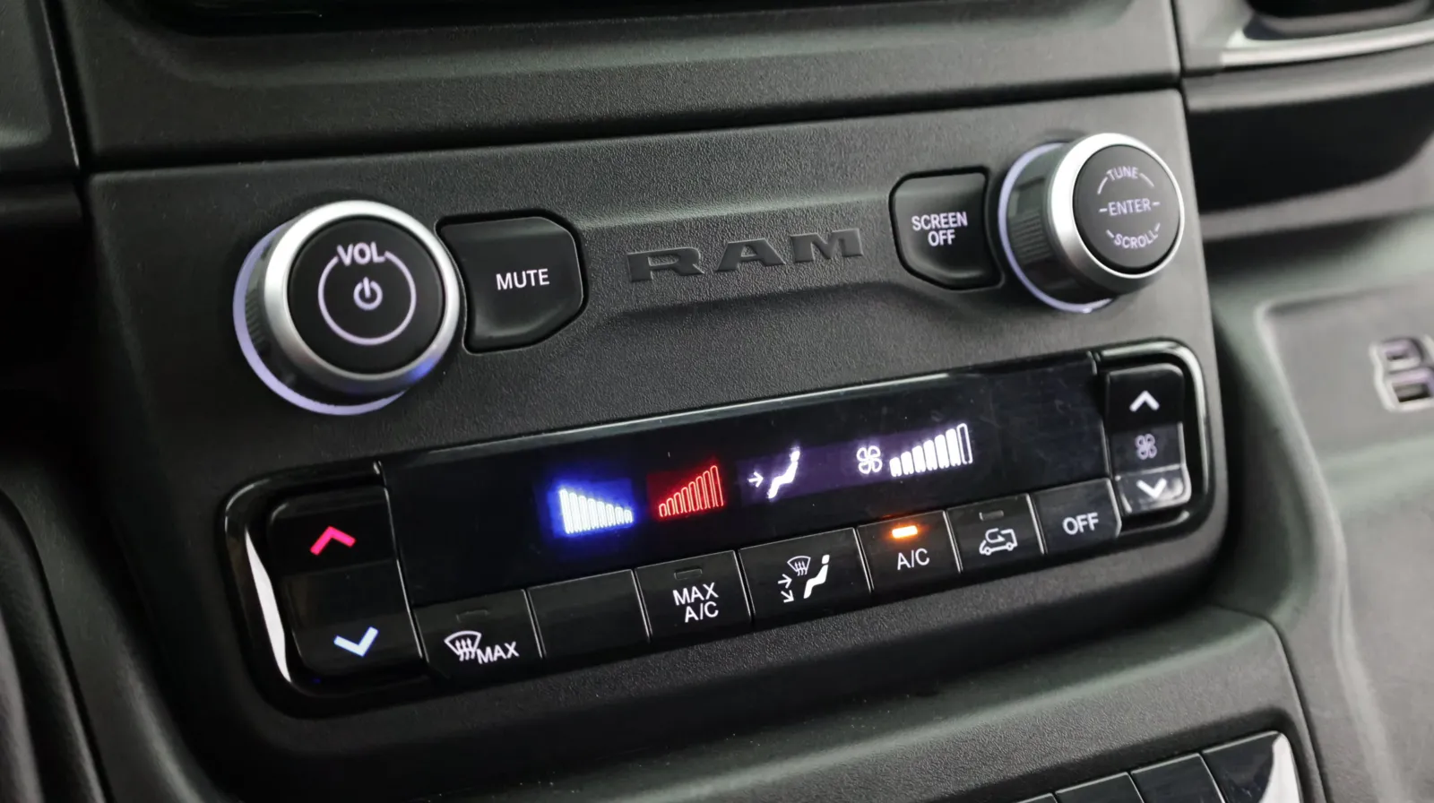 Ram Cargo Van photo 13