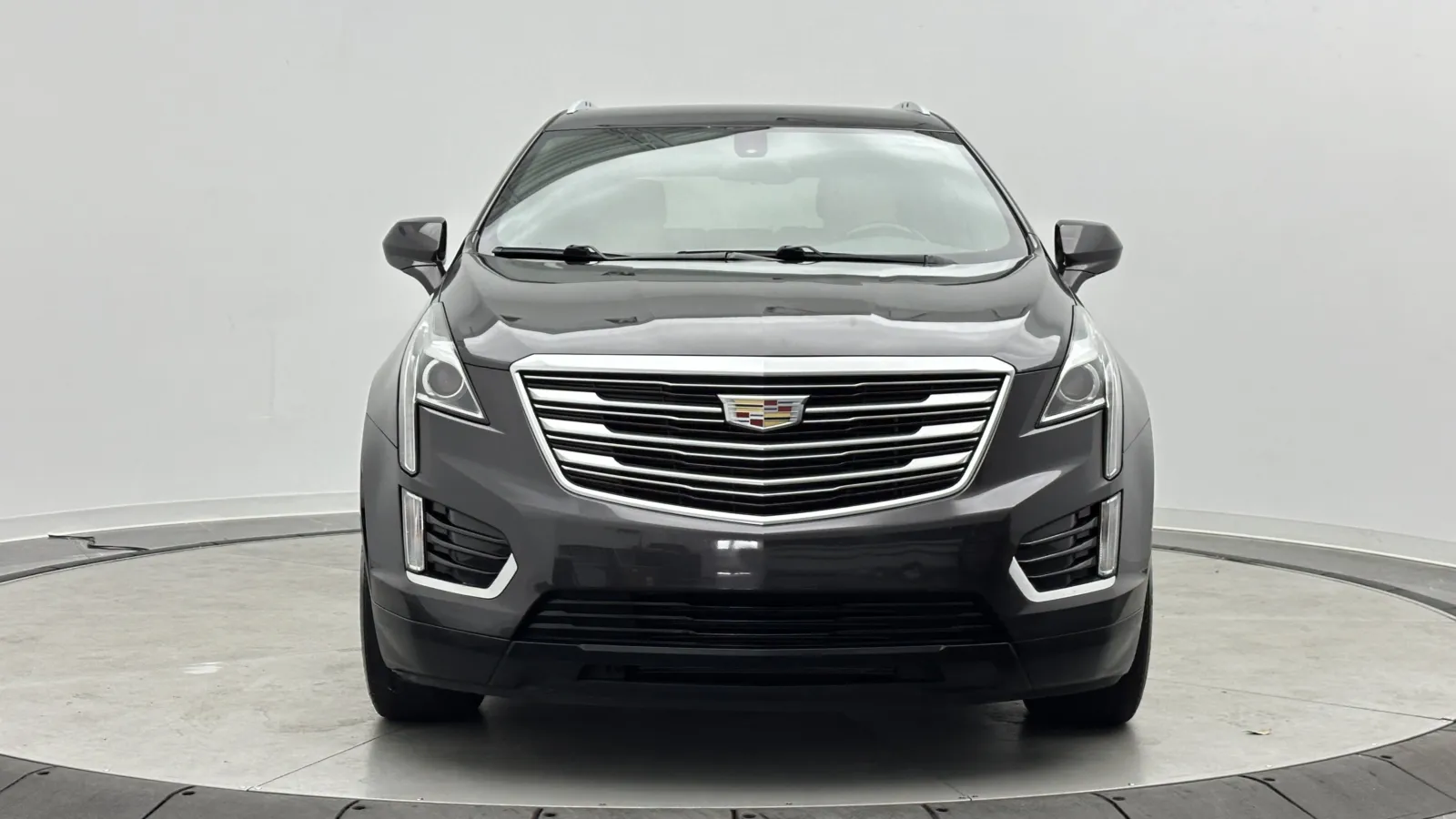 Cadillac XT5 photo 2