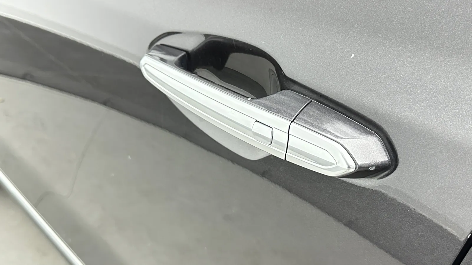 Cadillac XT5 photo 9
