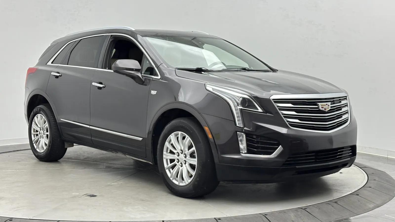 Cadillac XT5 photo 3