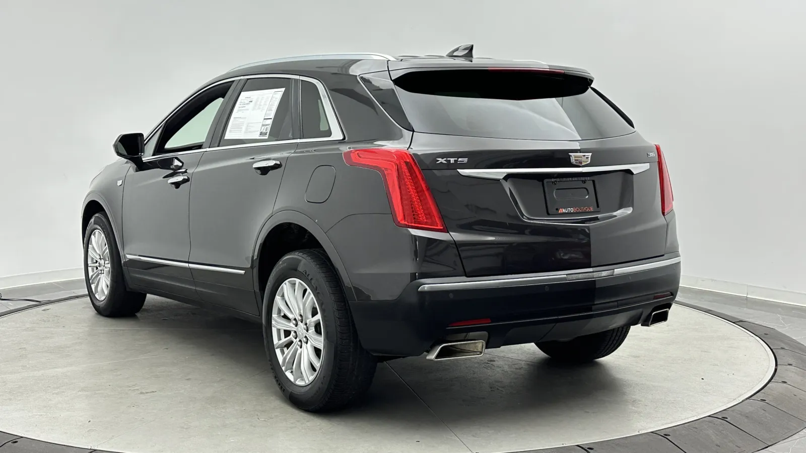 Cadillac XT5 photo 5