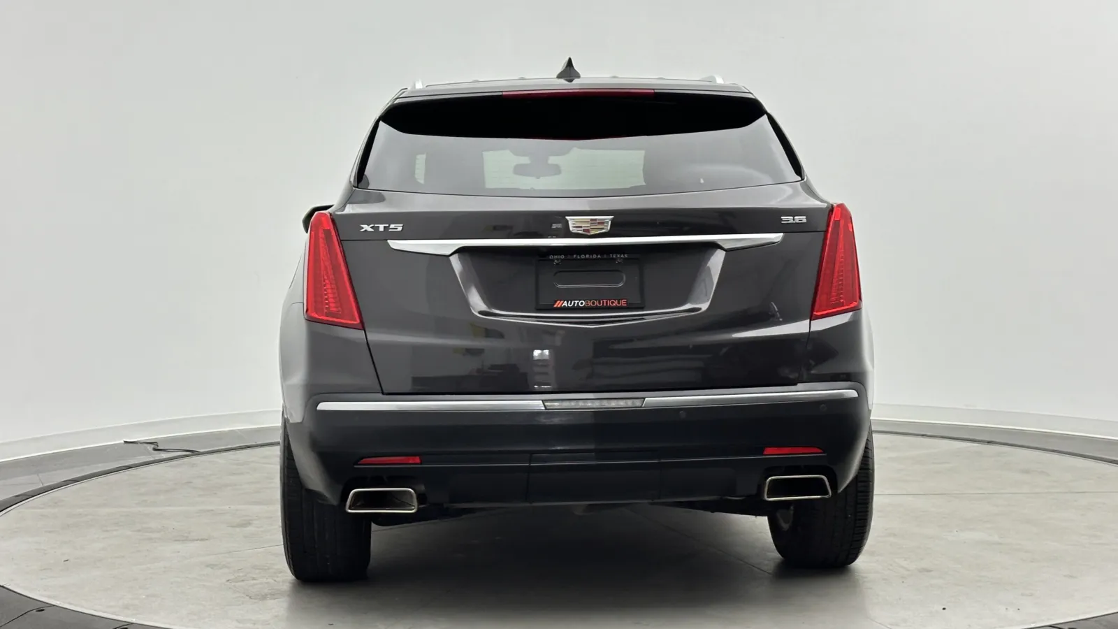 Cadillac XT5 photo 6