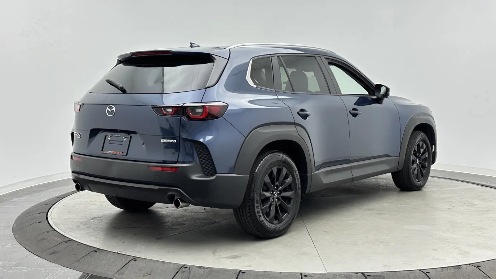 Mazda CX-50 photo 8