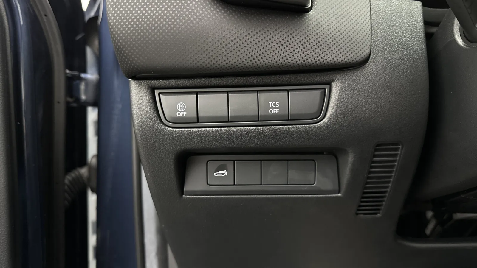 Mazda CX-50 photo 24