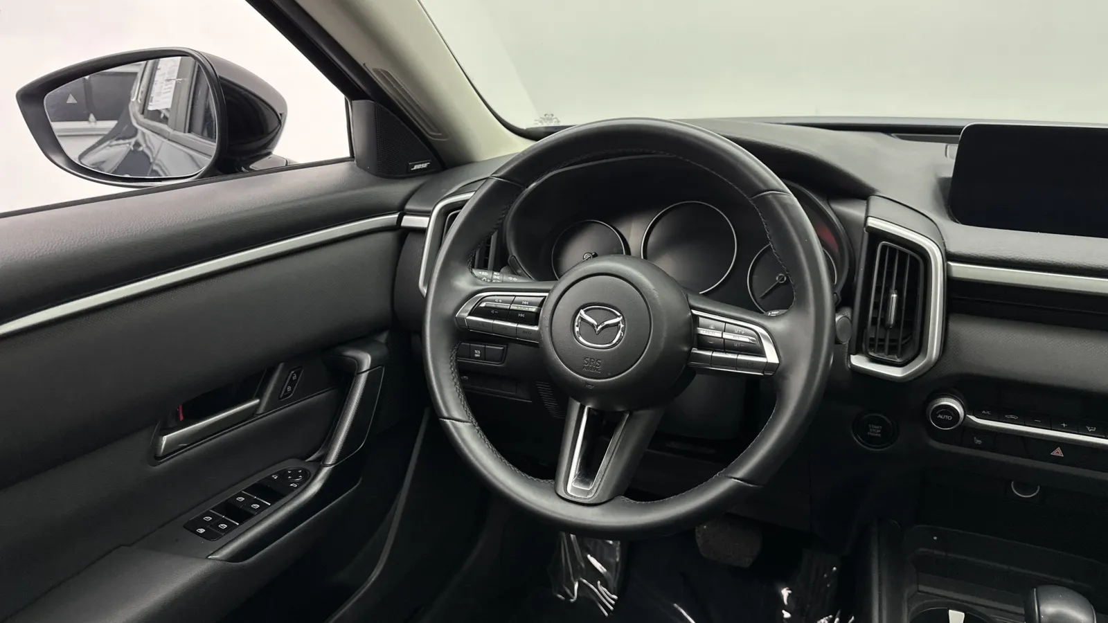 Mazda CX-50 photo 32