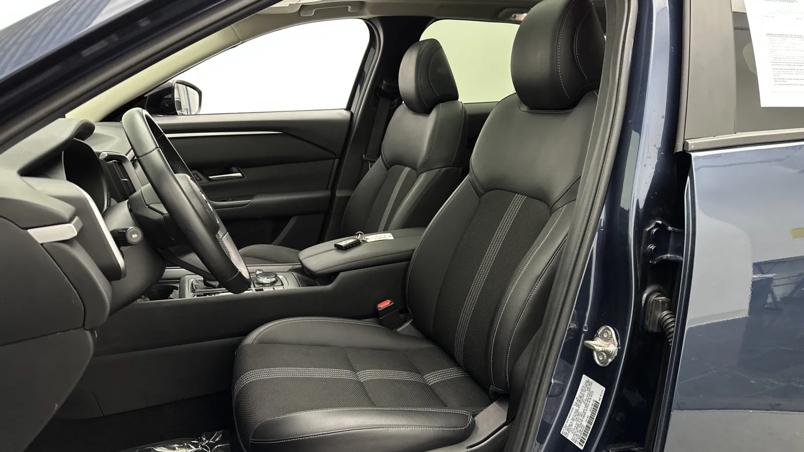 Mazda CX-50 photo 16