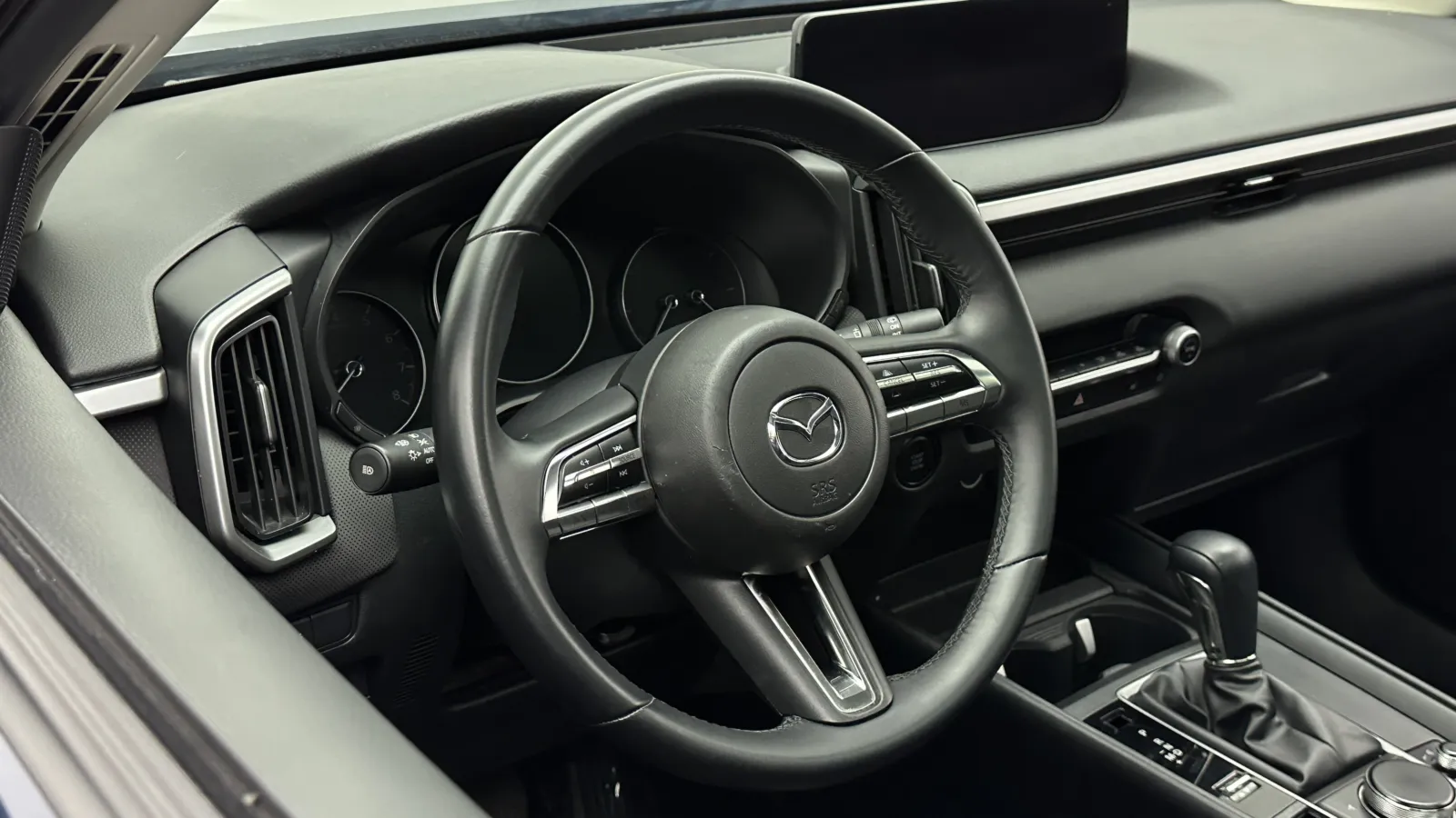 Mazda CX-50 photo 9