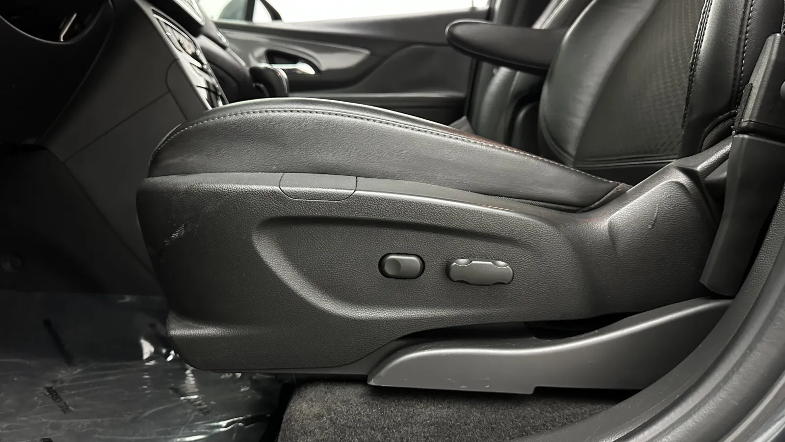Buick Encore photo 13