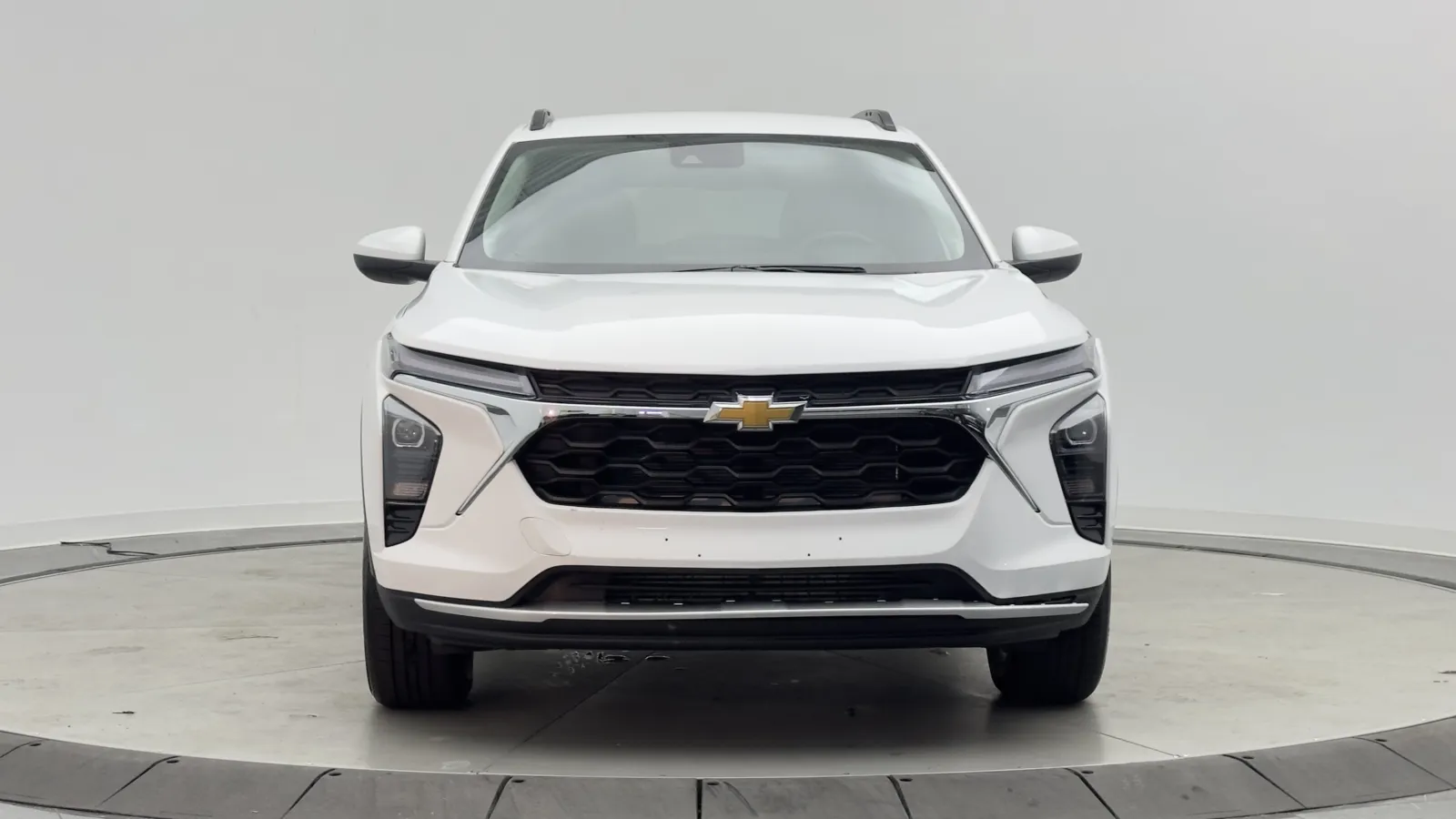 Chevrolet Trax photo 2