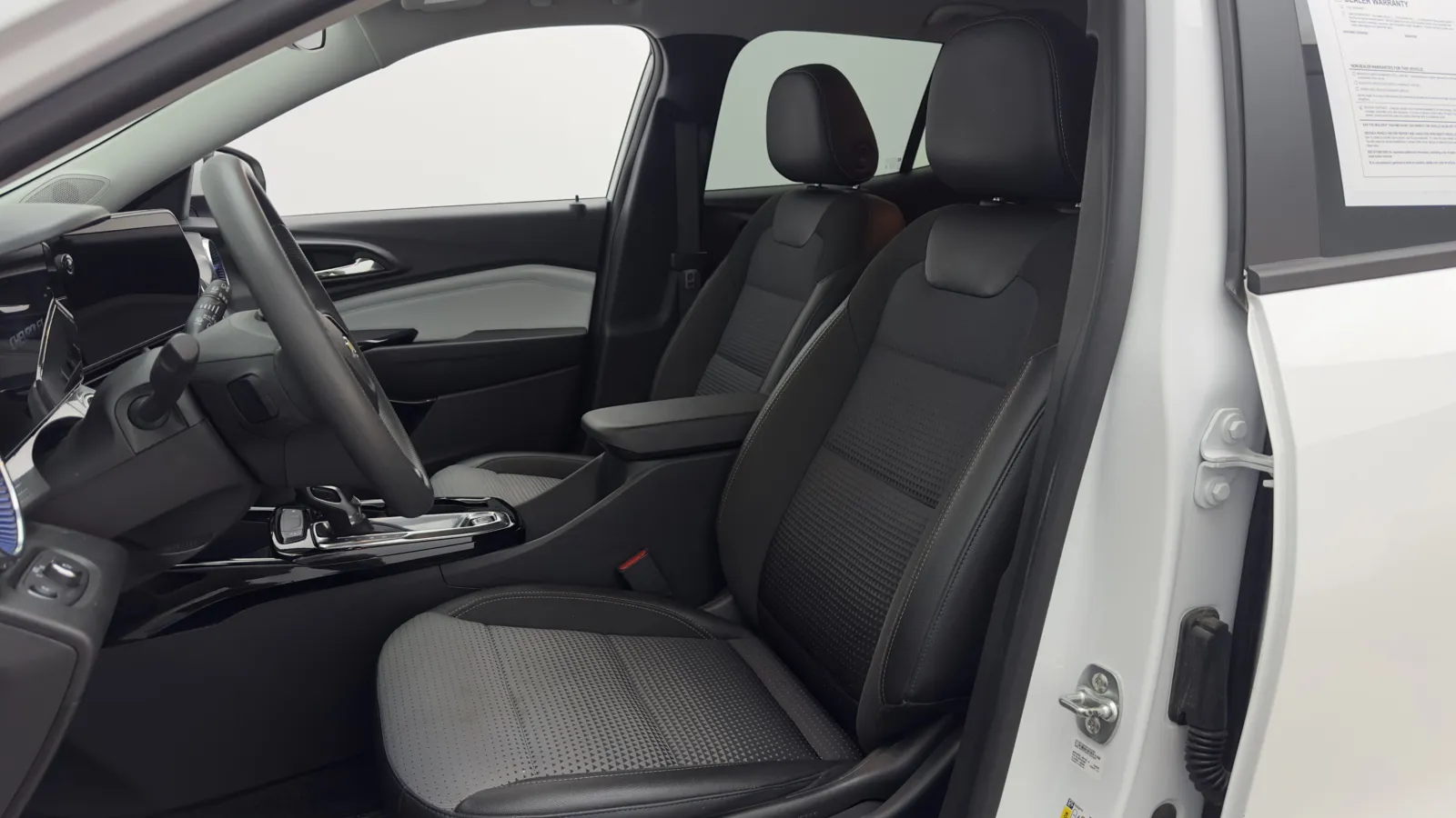 Chevrolet Trax photo 12