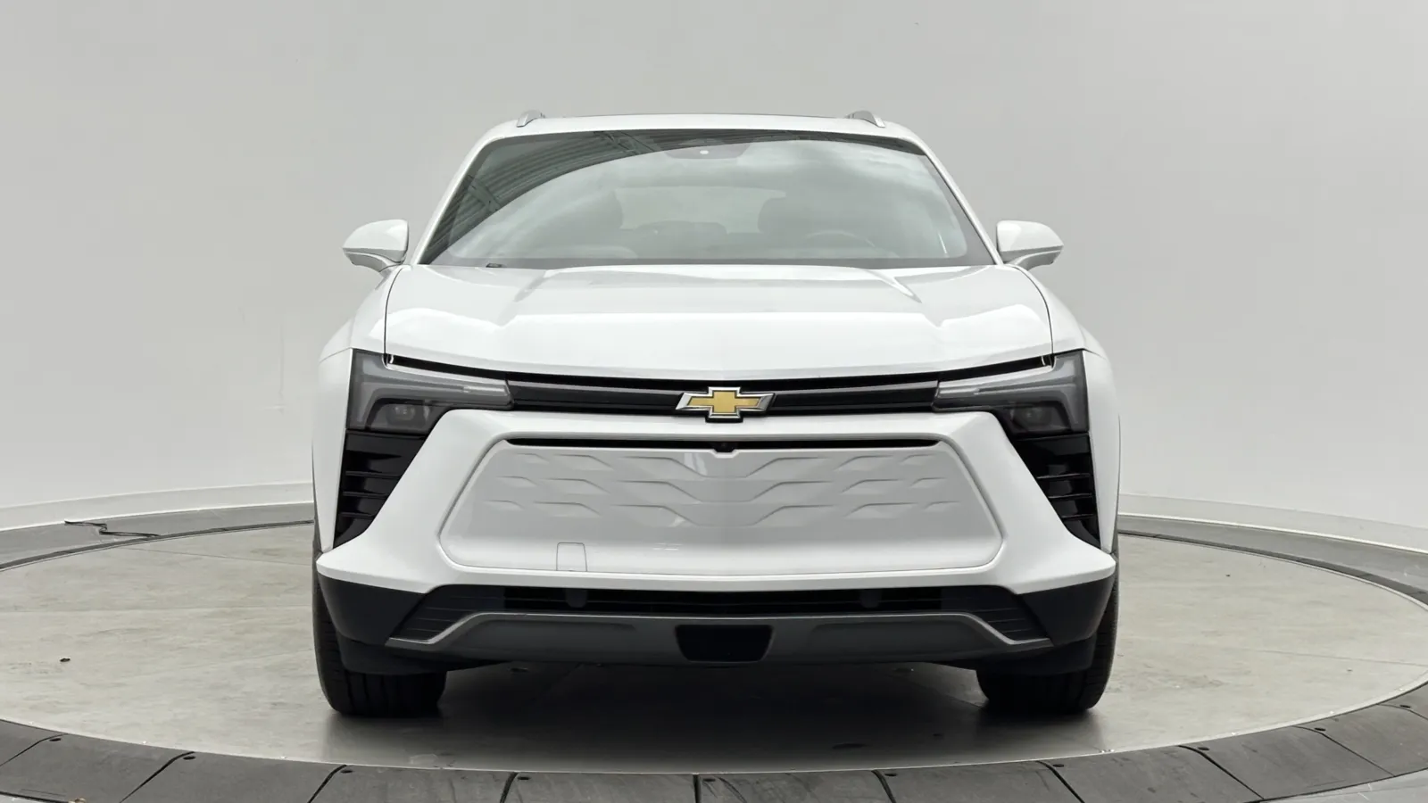 Chevrolet Blazer photo 2