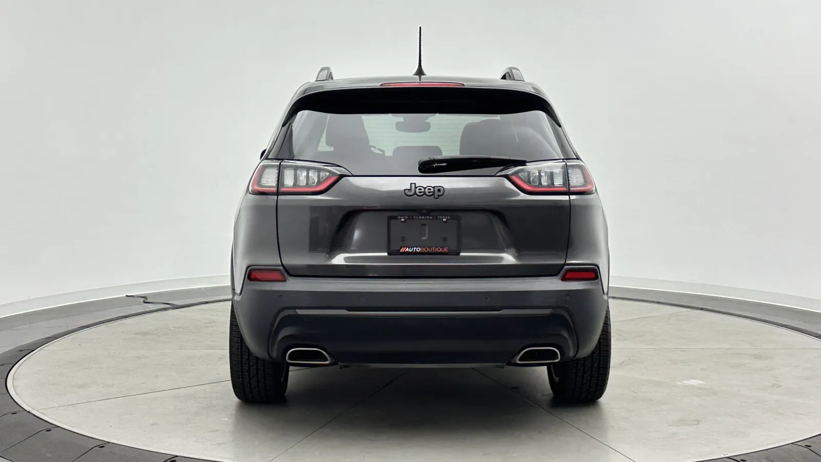 Jeep Cherokee photo 6
