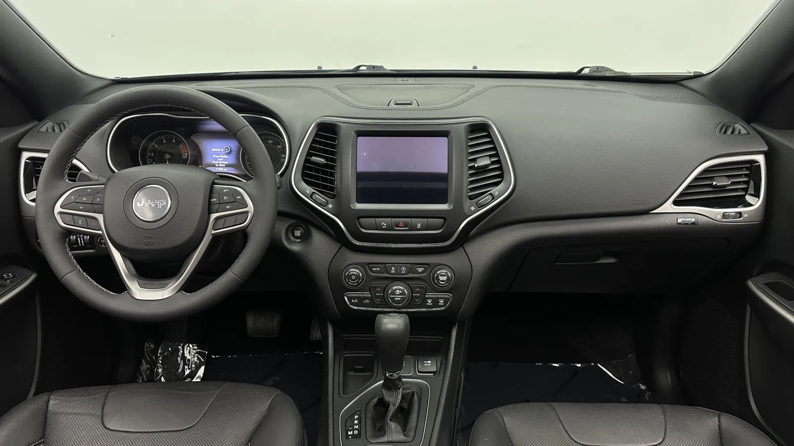 Jeep Cherokee photo 33