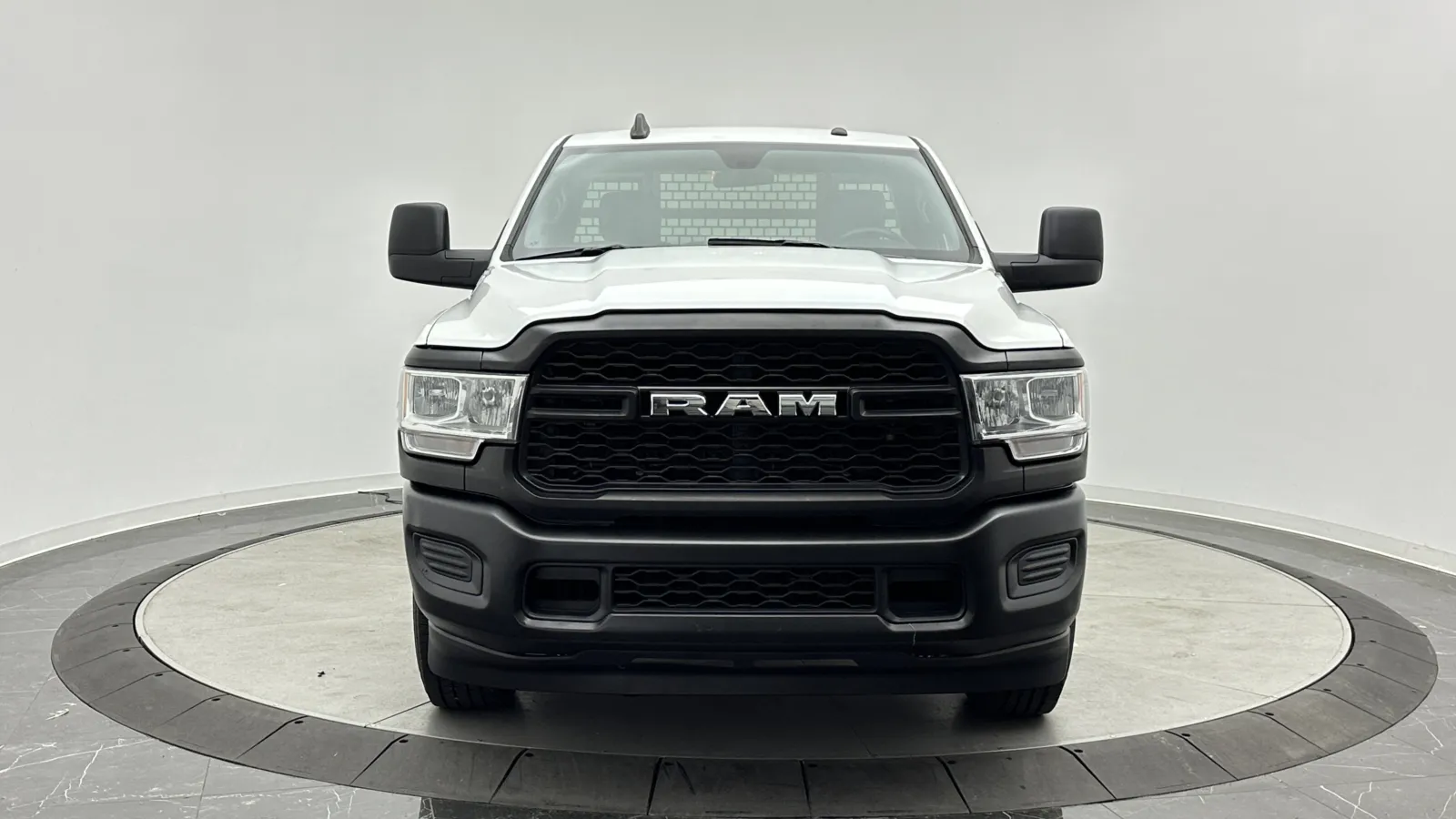 Ram 2500 photo 2