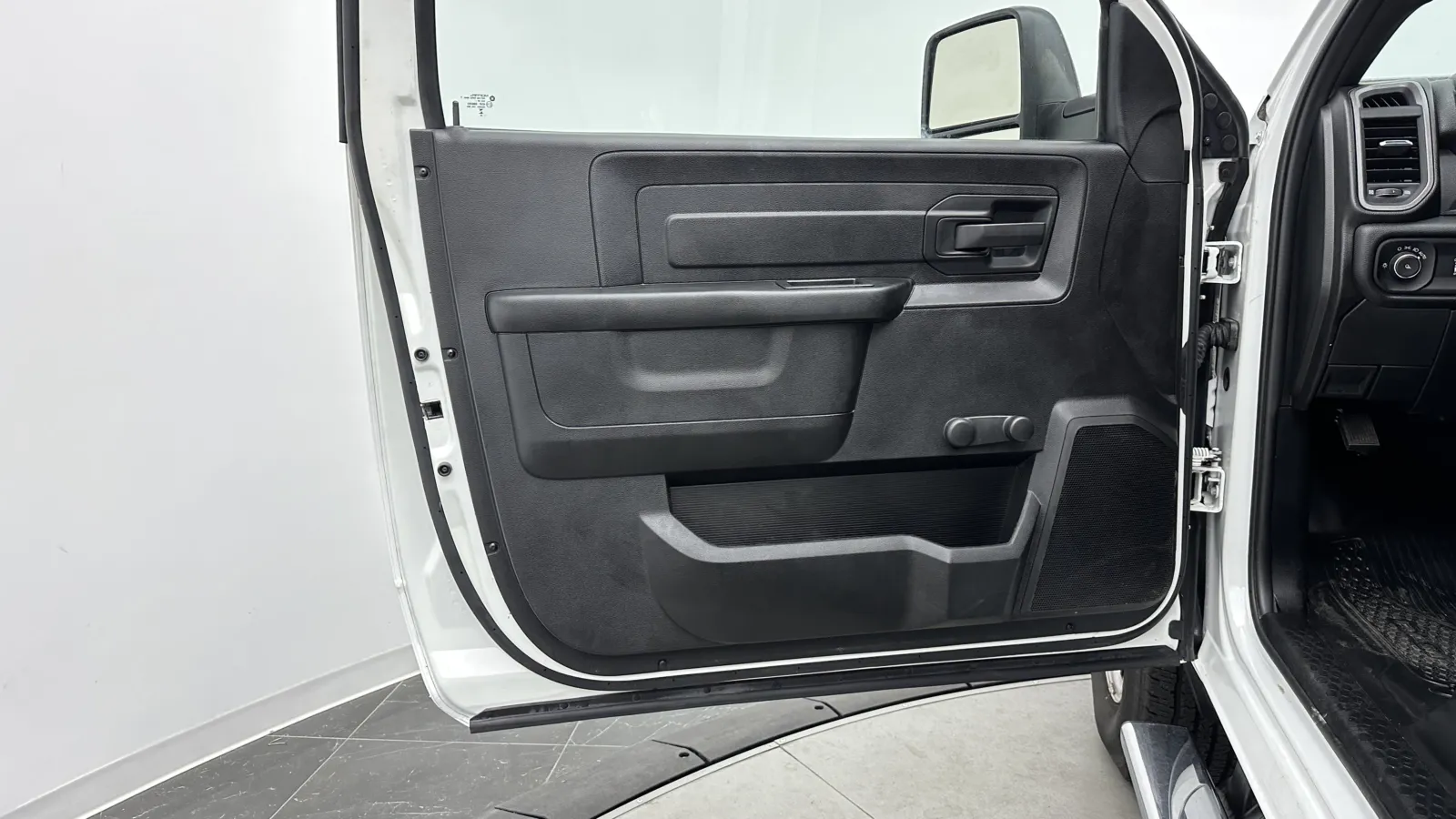 Ram 2500 photo 11