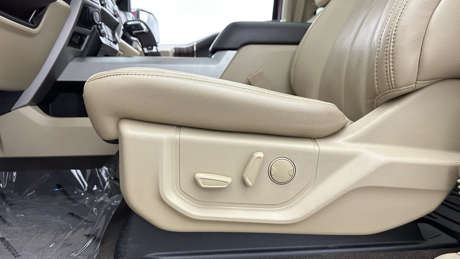 Ford F-150 photo 15