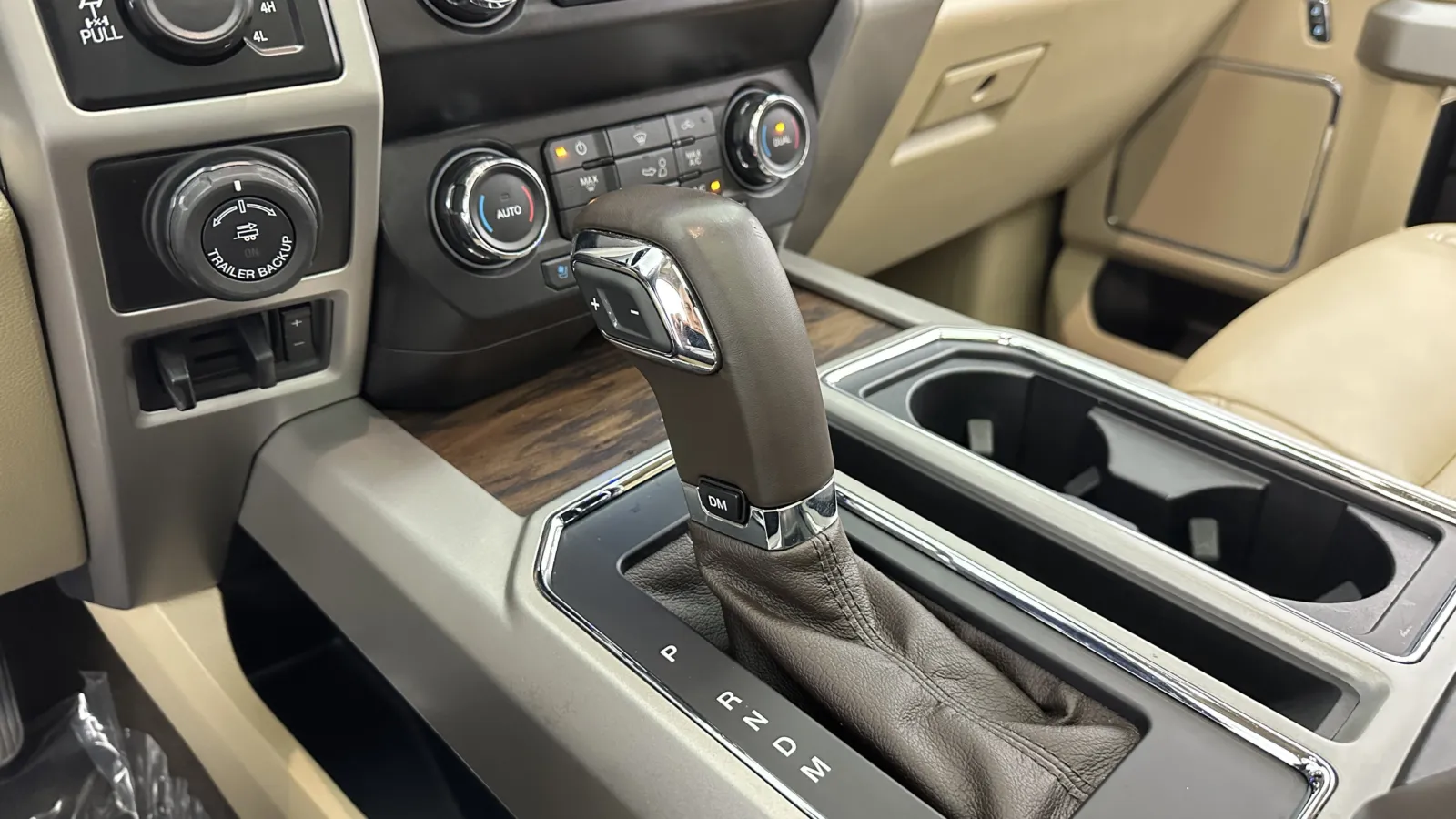 Ford F-150 photo 19