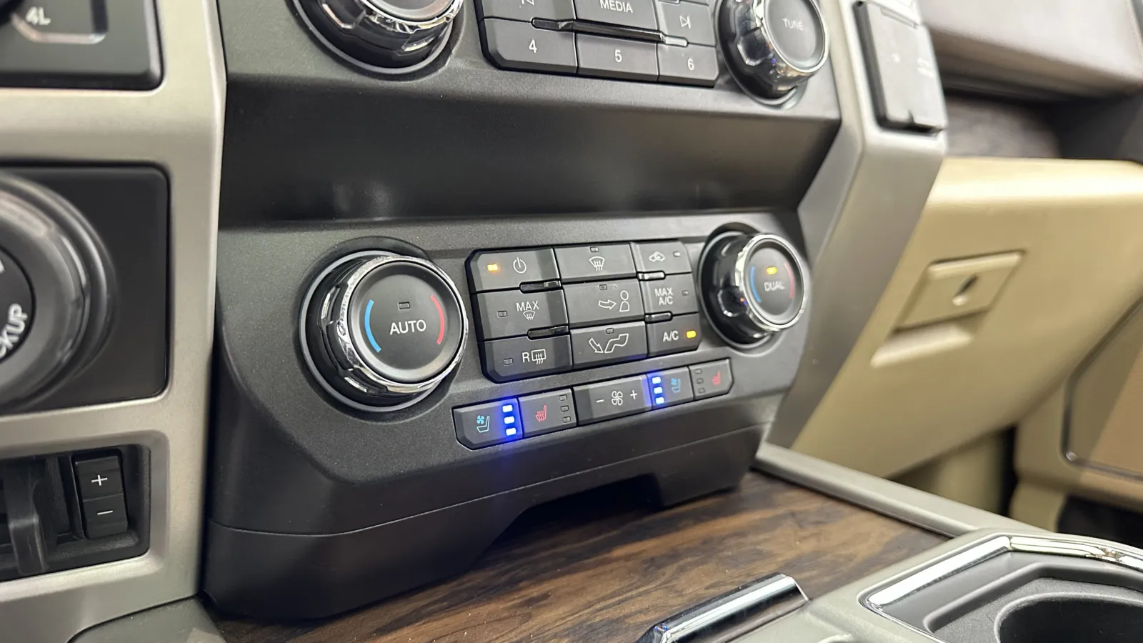 Ford F-150 photo 20