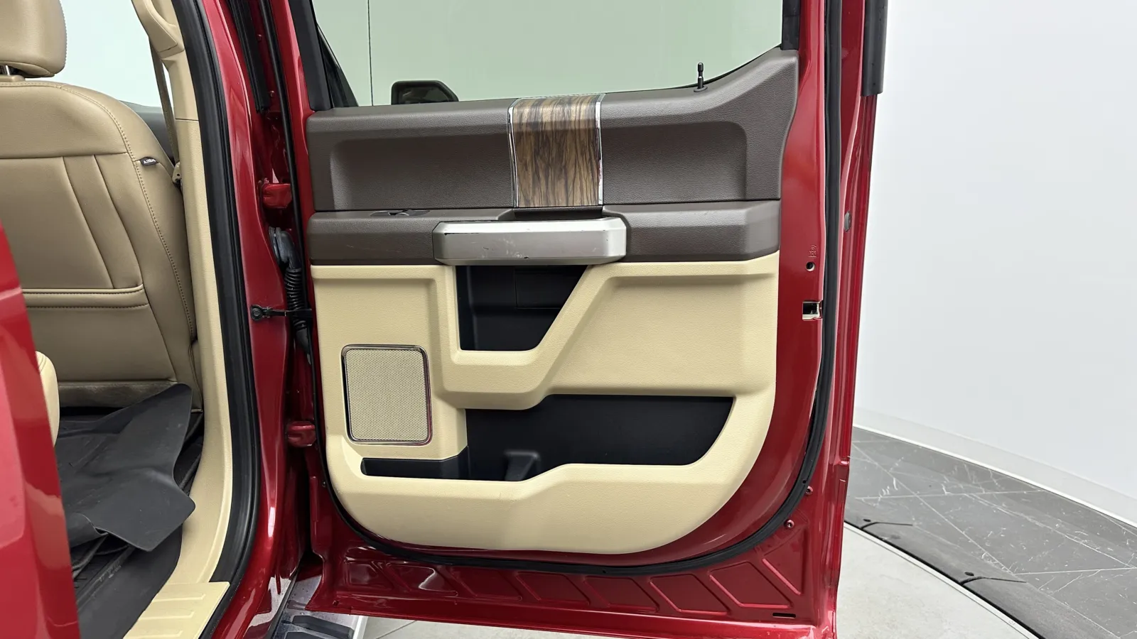 Ford F-150 photo 33